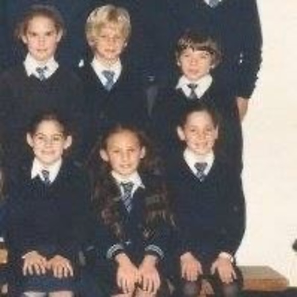 Meet your Posher, Lindy - Picture 1 of 1